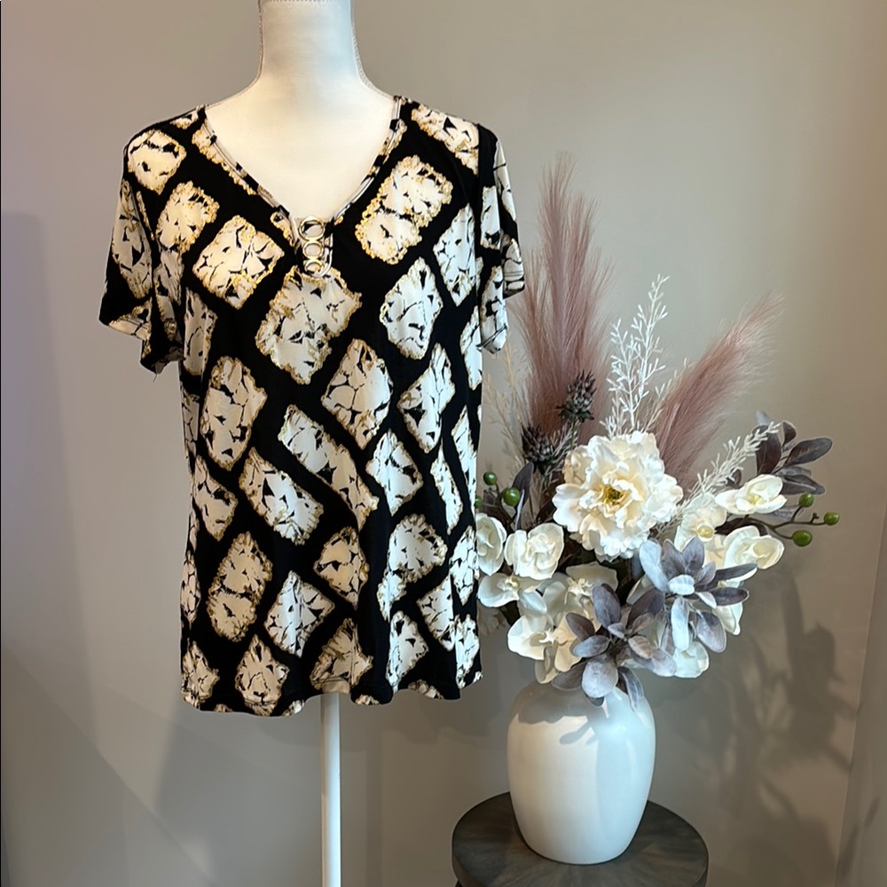 Black Cream and Gold Women's Top